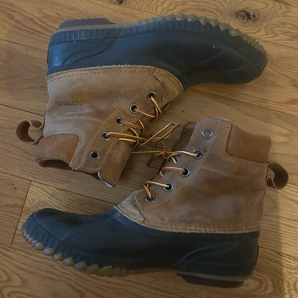 Sorel Men's Cheyanne Snow Duck Boot Lace-Up Chipmunk Black Leather US 10.5